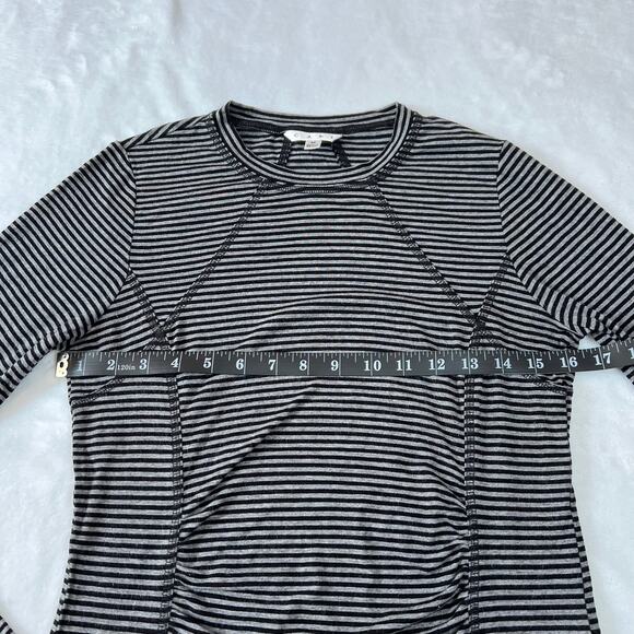 CAbi Crewneck Stripe Top Size Med Style # 795 Stretch Pullover Casual Multicolor - Picture 7 of 8